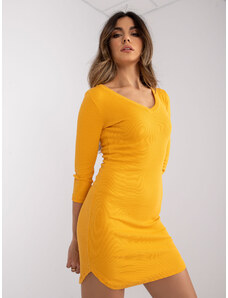 Fashionhunters Svetlo oranžna črtasta obleka Danielle RUE PARIS