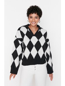 Trendyol Black Wide Fit mehak teksturiran vzorčni pleteninasti pulover