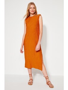 Trendyol oranžna oblazinjena izmena / navadna nagubana midi pletena obleka