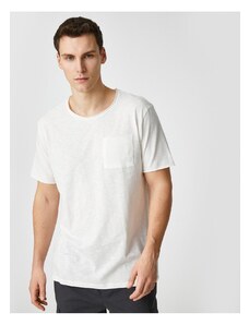Koton osnovna majica z žepnimi detajli, kratkimi rokavi, vitkim prileganjem.