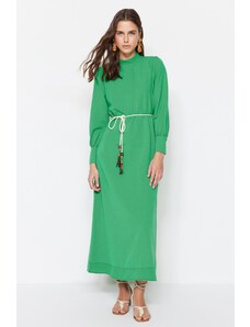 Trendyol zelena platnena tkana obleka s podrobnostmi pasu in širokimi manšetami