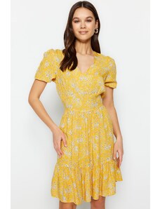 Trendyol rumeni pas odprta mini cvetlična tkana tkana obleka
