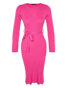 Trendyol Pink Midi pletenina obleka s podrobnostmi pasu