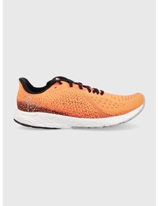 Tekaški čevlji New Balance Fresh Foam X Tempo v2 oranžna barva