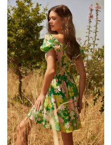Trendyol zeleni okras v mini tkani cvetlični obleki Gippe