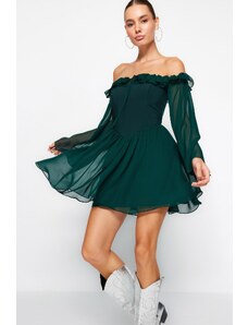 Trendyol Emerald Green Open Paist/Skater podložen Flounce Chiffon elegantna večerna obleka