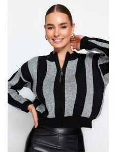 Trendyol Black Crop mehki teksturirani pulover za pletenine