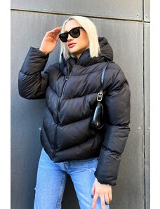 Madmext Women's Black Hooded Slim Fit Down Jacket