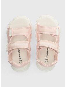 Otroški sandali Calvin Klein Jeans roza barva