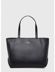 Torbica Calvin Klein črna barva