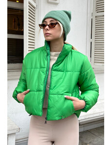 Trend Alaçatı Stili Ženska svetlo zelena stoječa ovratnica Dvojni puferski puferski plašč z elastičnim pasom