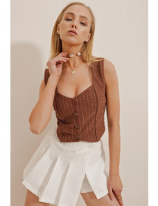 Trend Alaçatı Stili Women's Milk Brown Heart Collar Buttoned Striped Vest