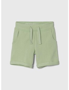 Otroške bombažne kratke hlače Guess zelena barva