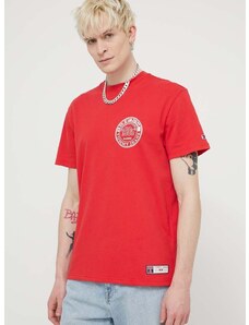 Bombažna kratka majica Tommy Jeans Archive Games moška, rdeča barva, DM0DM19545