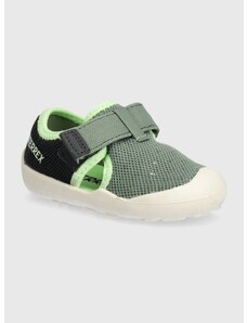 Otroški čevlji adidas TERREX zelena barva