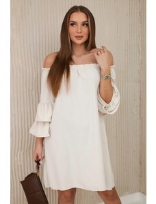 Kesi Włoski Spanish dress with ruffles on the sleeve beige color