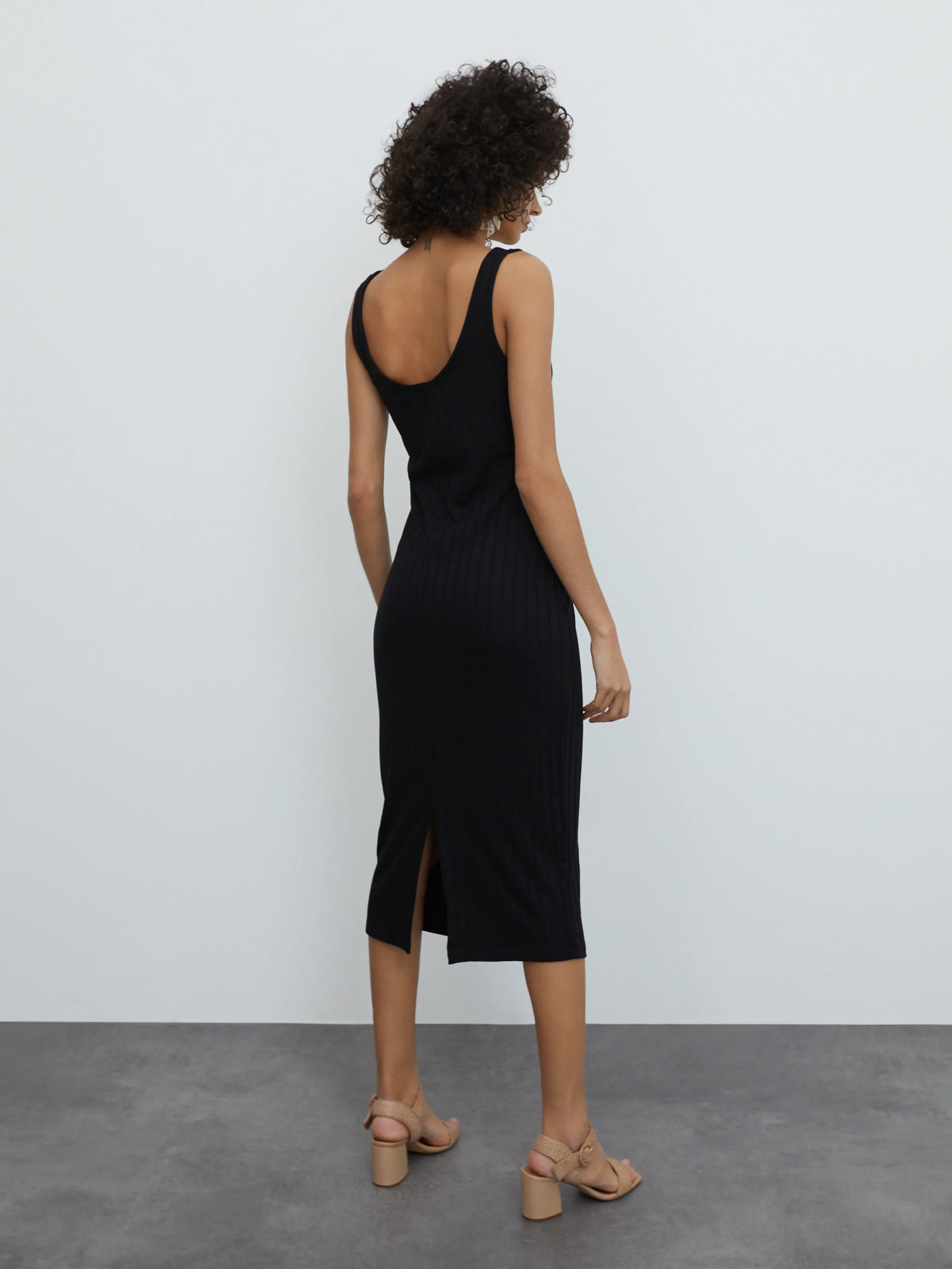 EDITED Obleka 'Shenay' črna