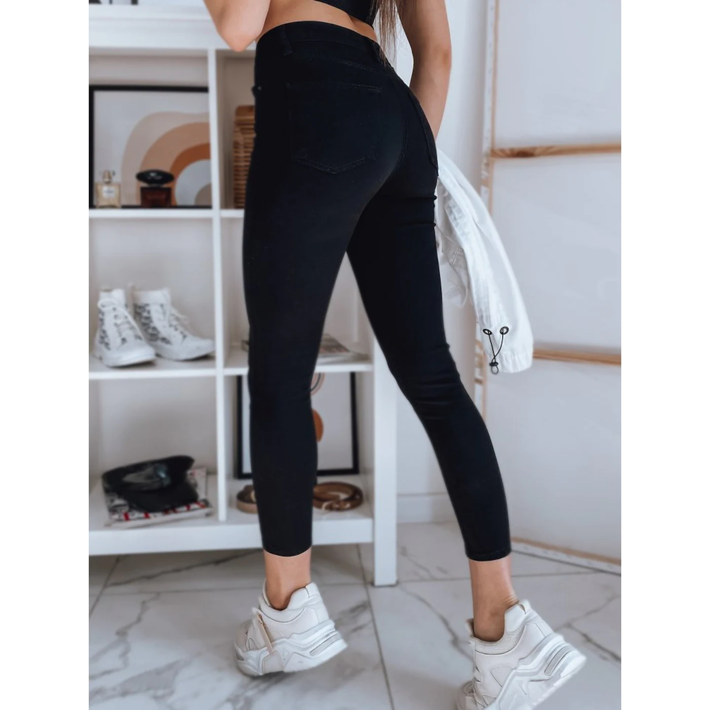 black jean pants womens