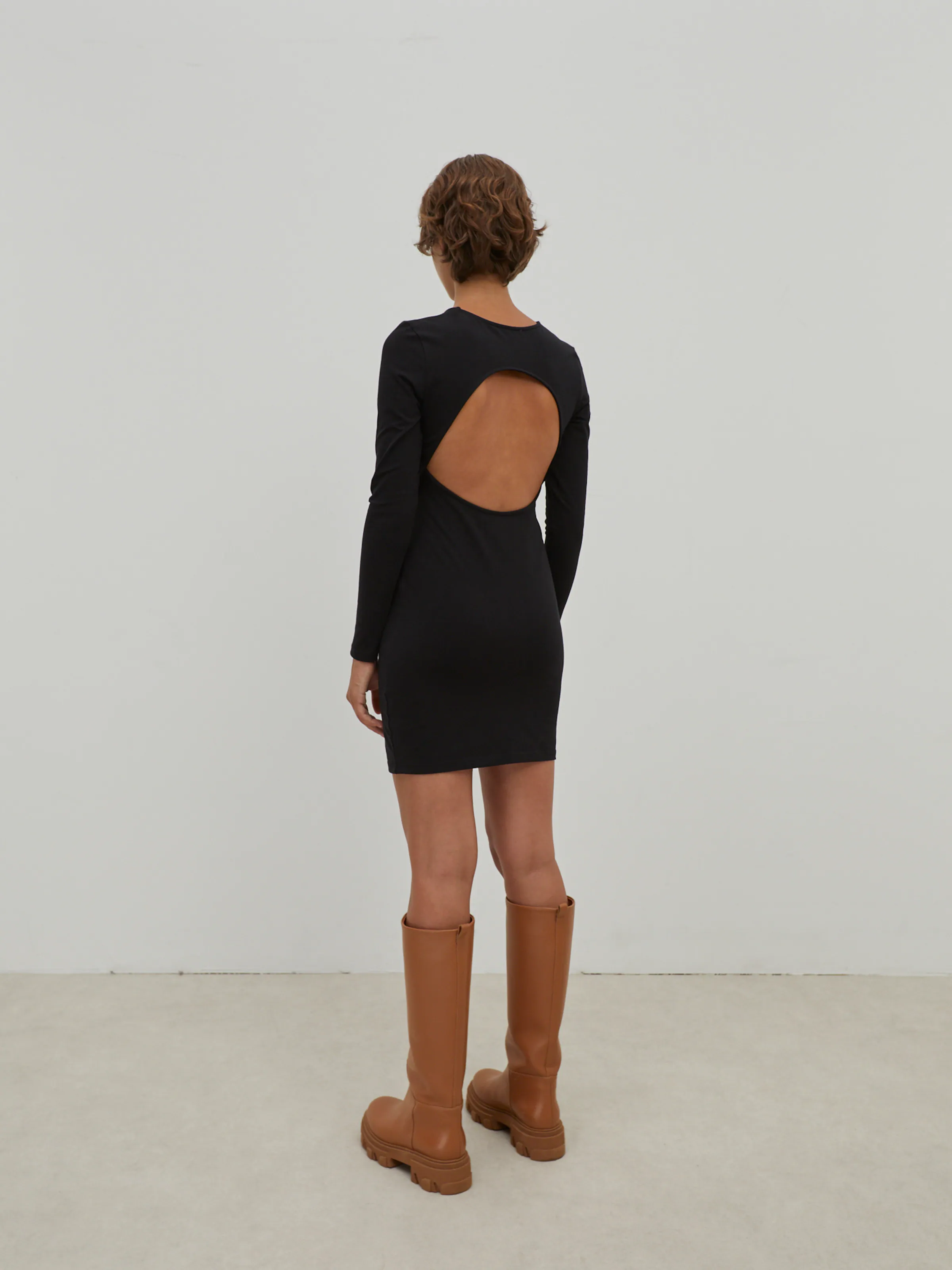 EDITED Obleka 'Amiya' črna