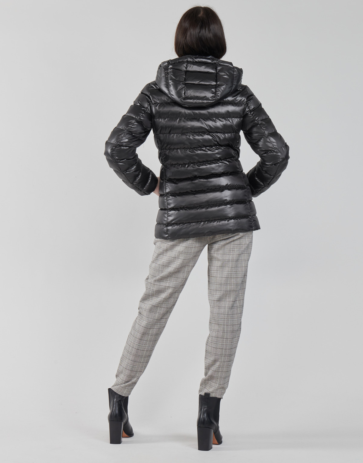 Geox Puhovke ALHOUR MID Geox