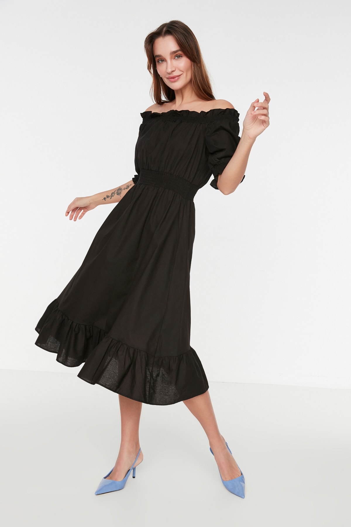 Ženska obleka Trendyol Pleated