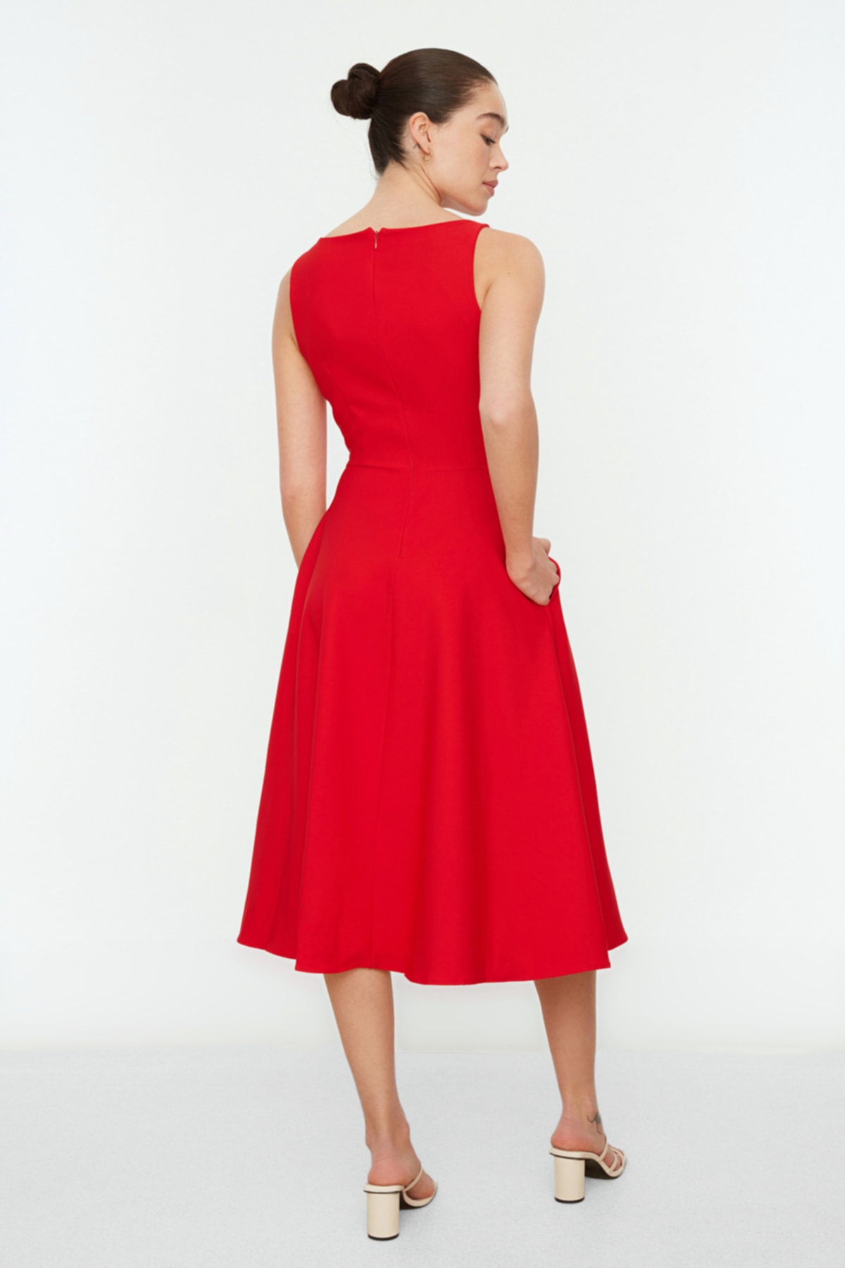 Ženska obleka Trendyol