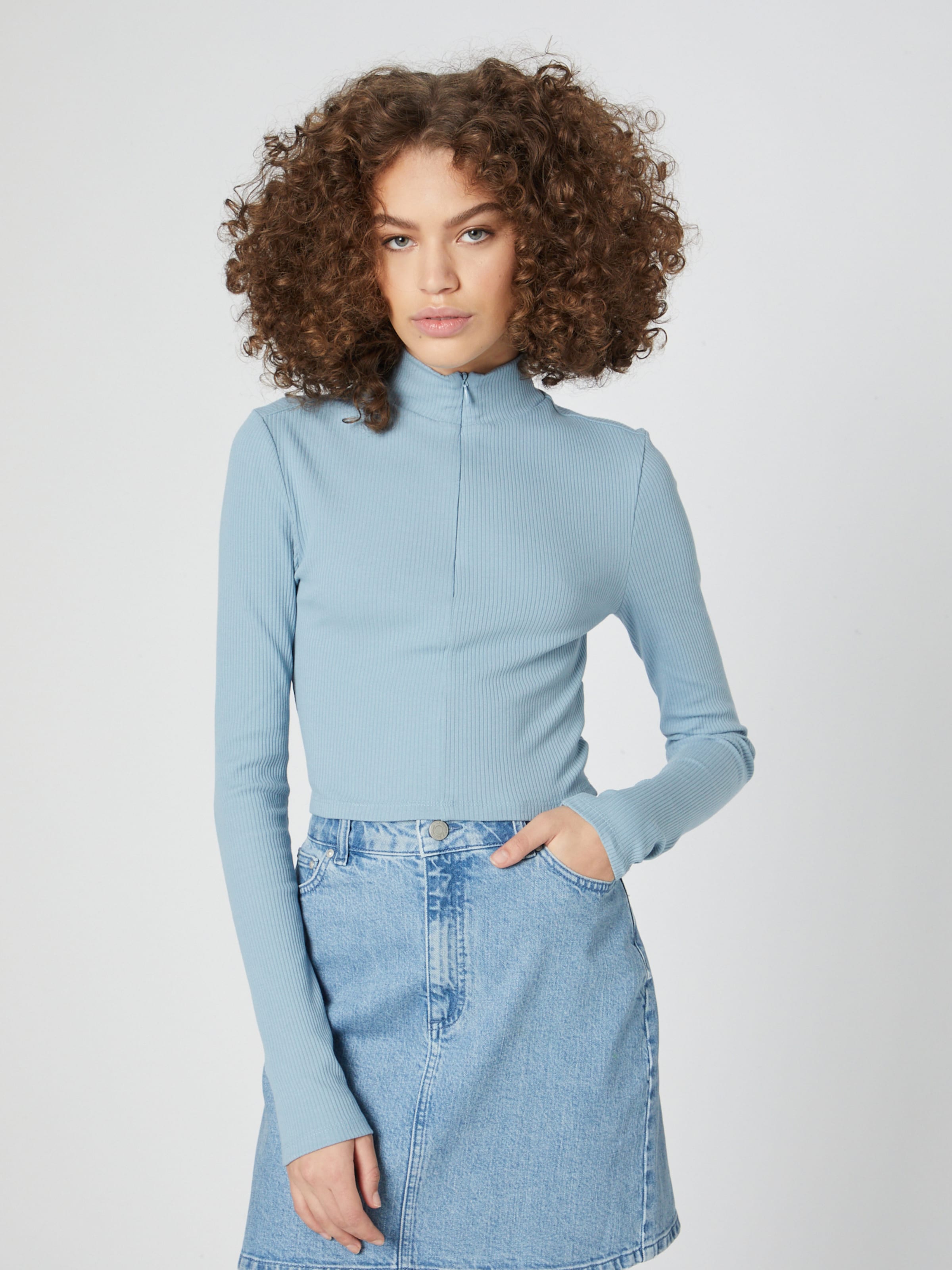 ABOUT YOU x Swalina&Linus Majica 'Laila' svetlo modra