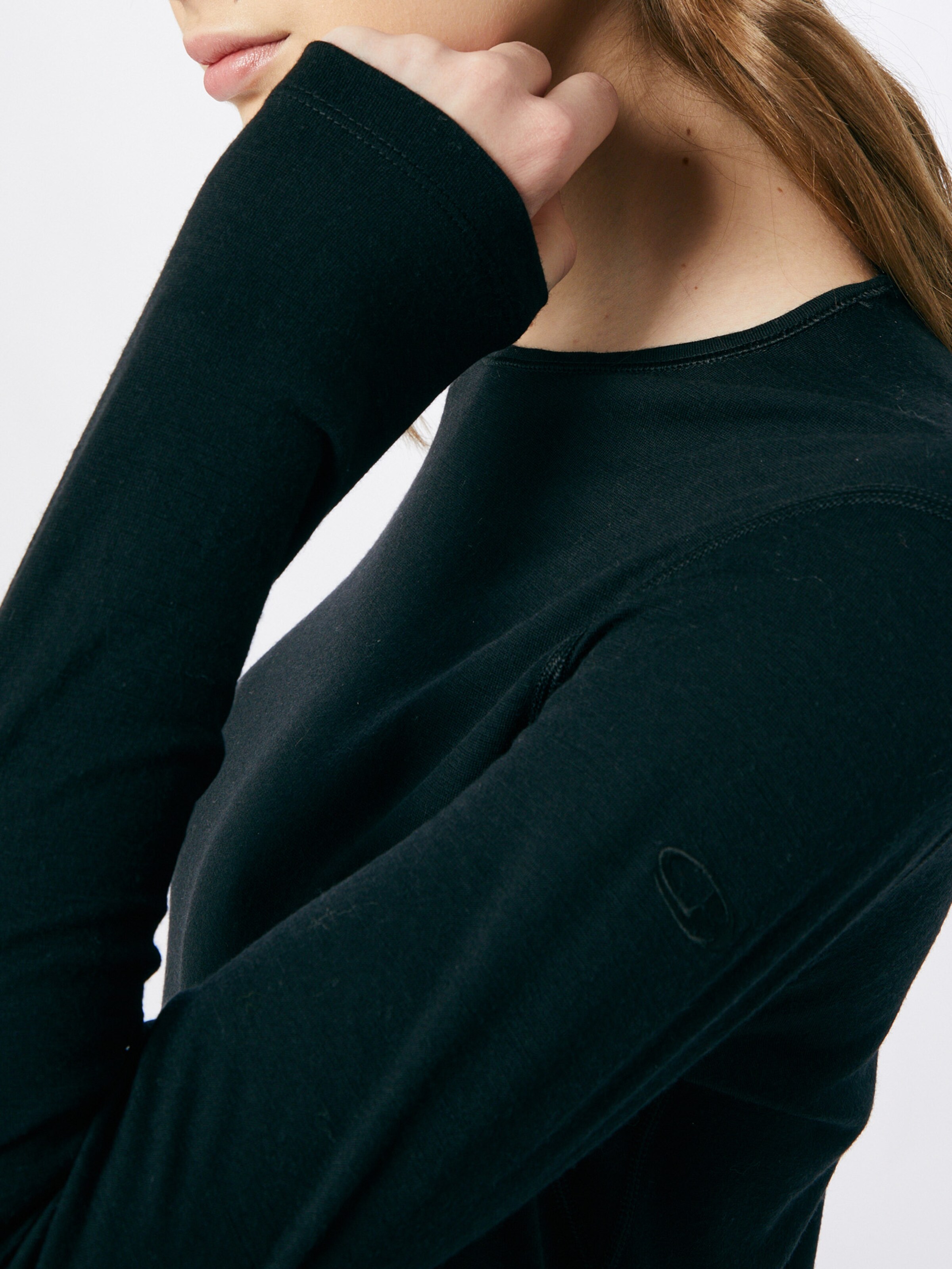 ICEBREAKER Funkcionalna majica 'Oasis' črna