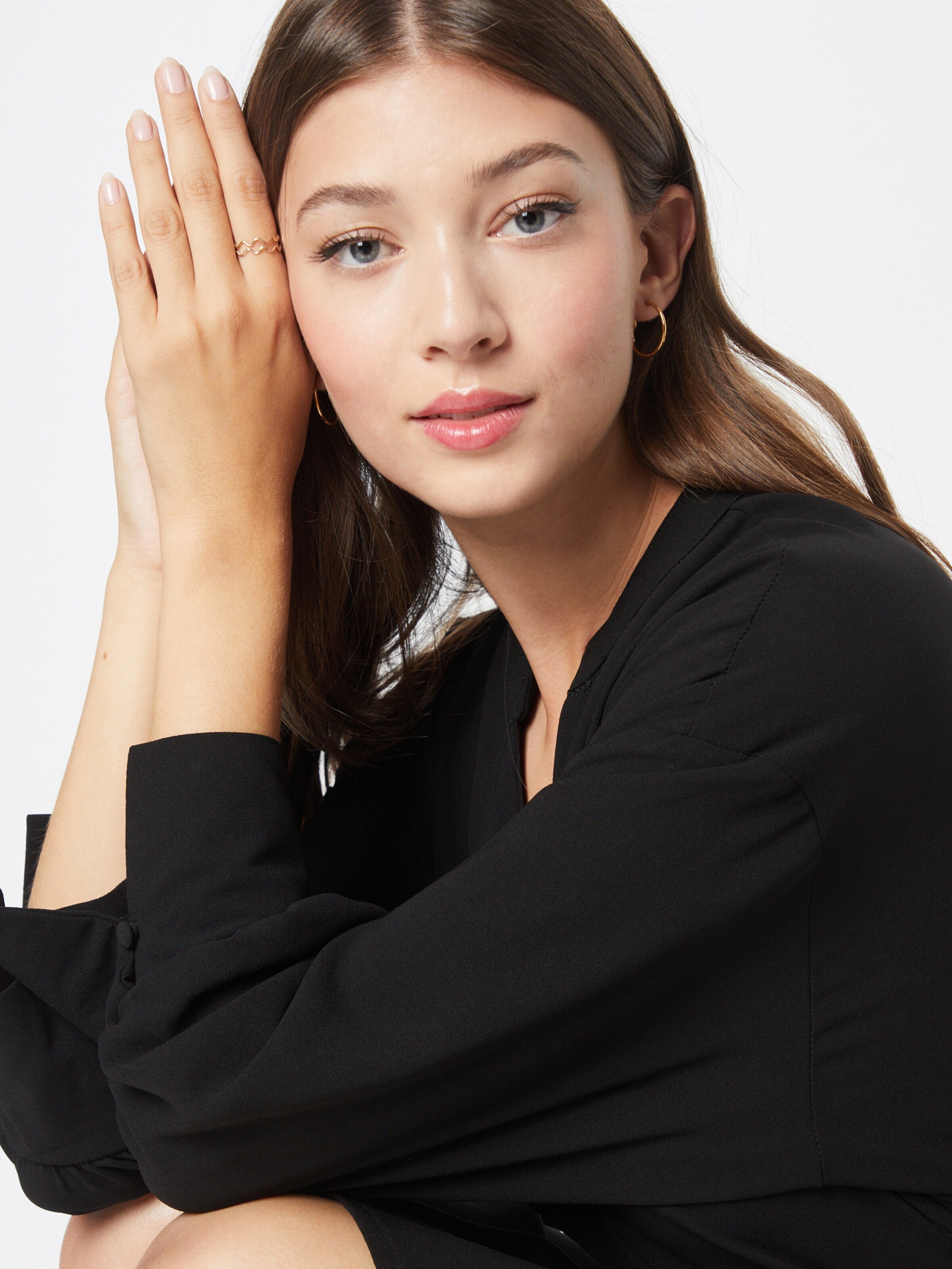 Peppercorn Dolga srajca 'Sabia' črna