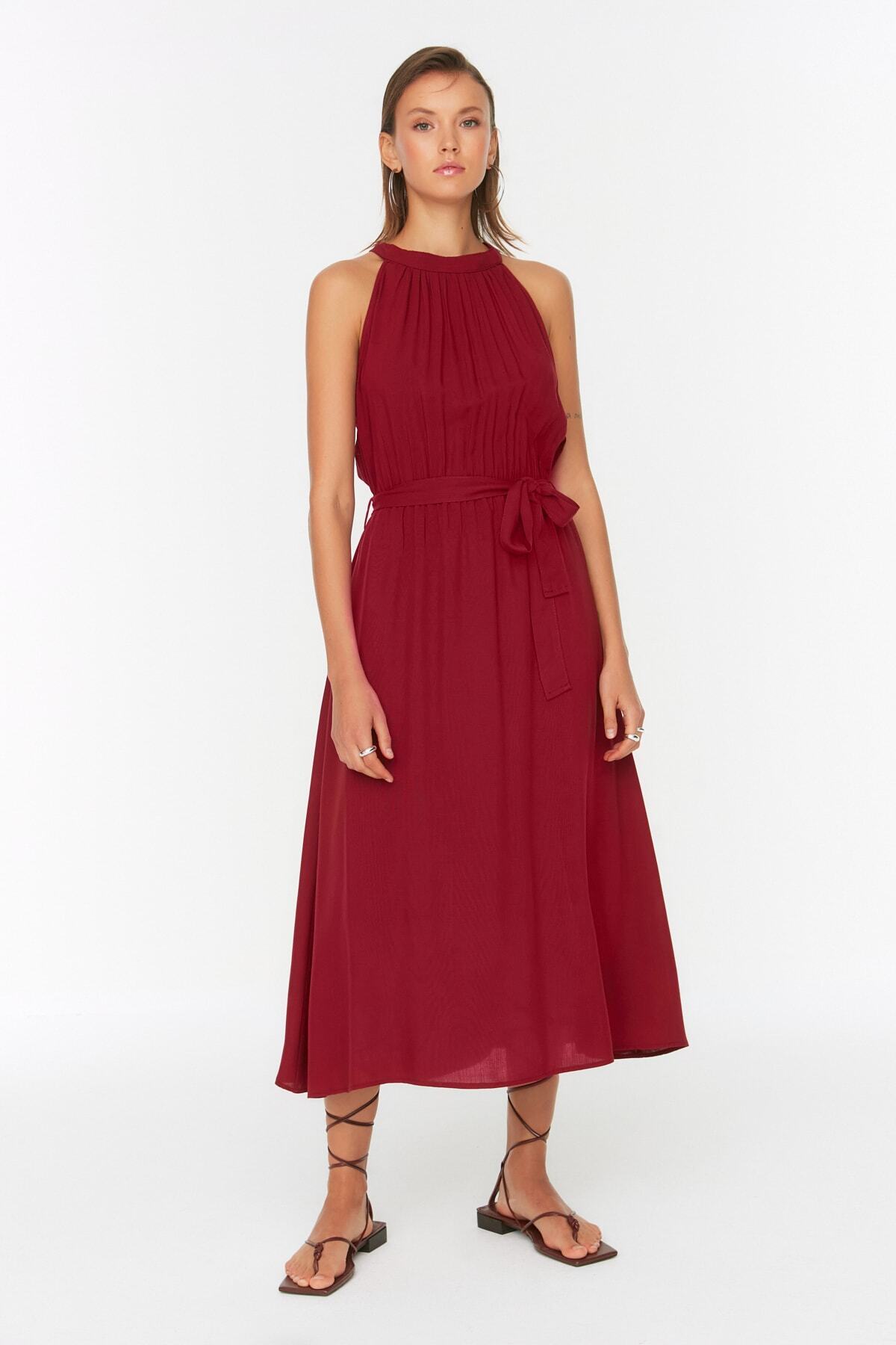 Ženska obleka Trendyol Midi