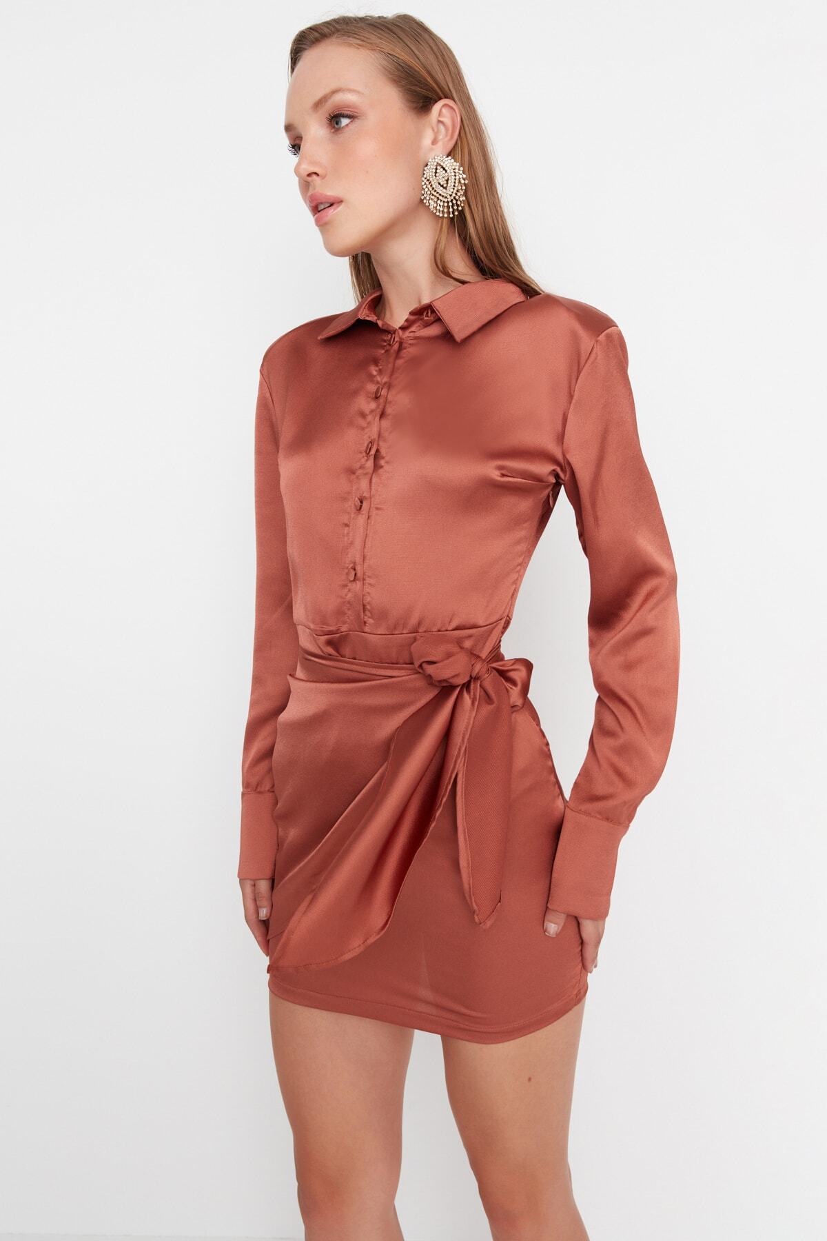 Trendyol cimetova kravata podrobna satenska večerna obleka