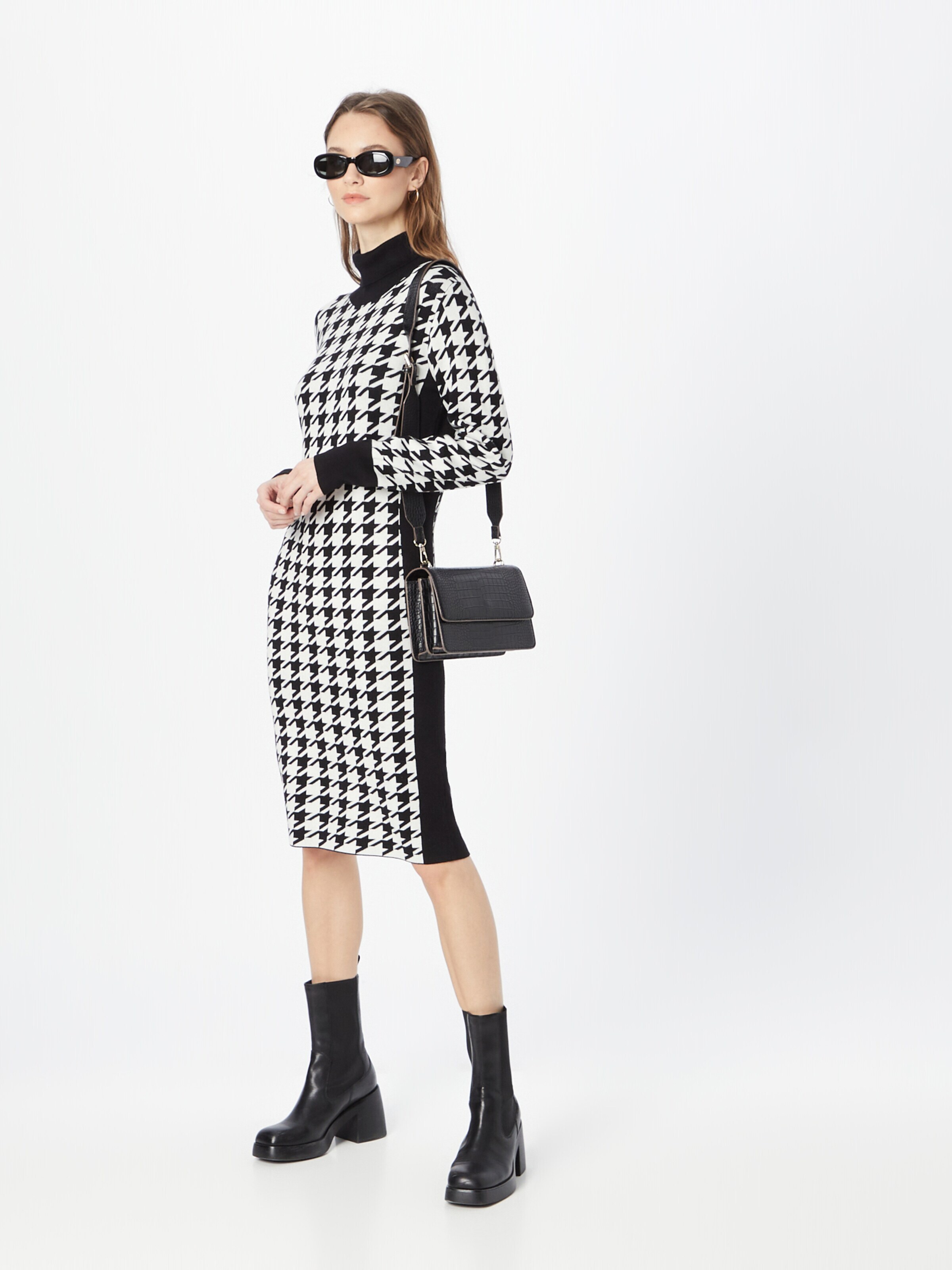 Wallis Obleka črna / bela