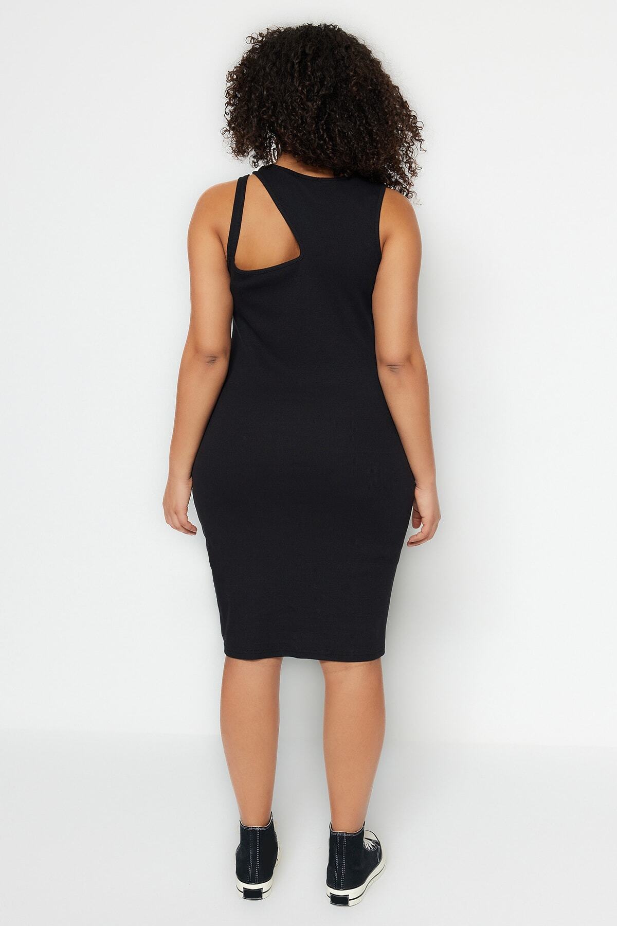 Trendyol krivulja Črna izrezana podrobna pletena obleka