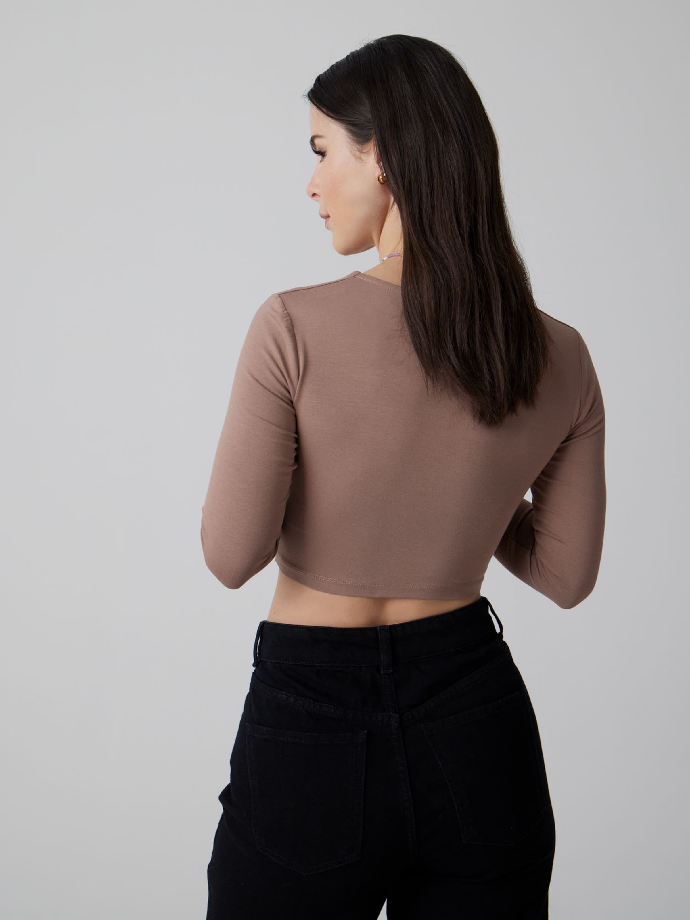 A LOT LESS Majica 'Ivana' svetlo rjava