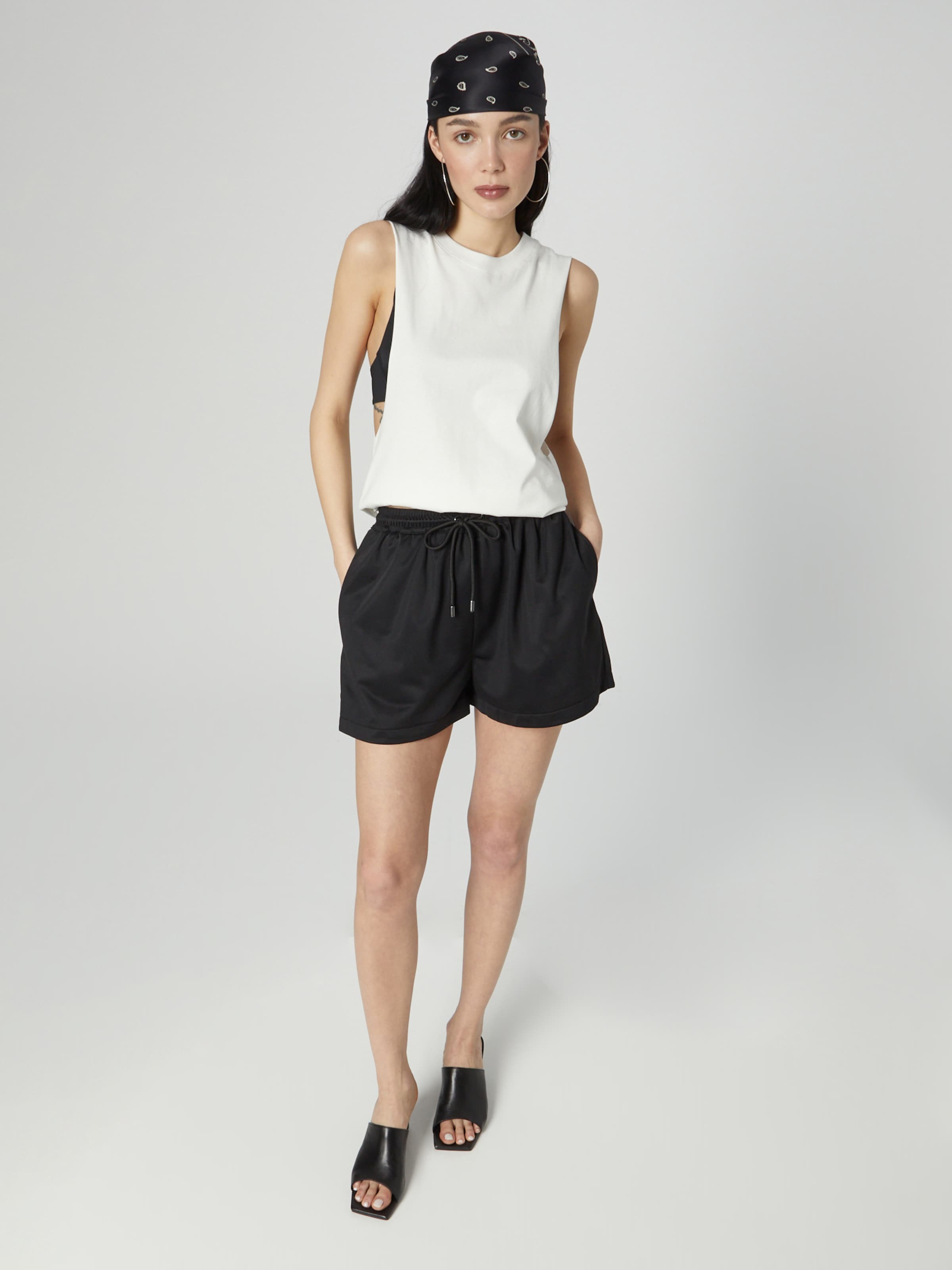 ABOUT YOU x Chiara Biasi Top 'Ramona' bela