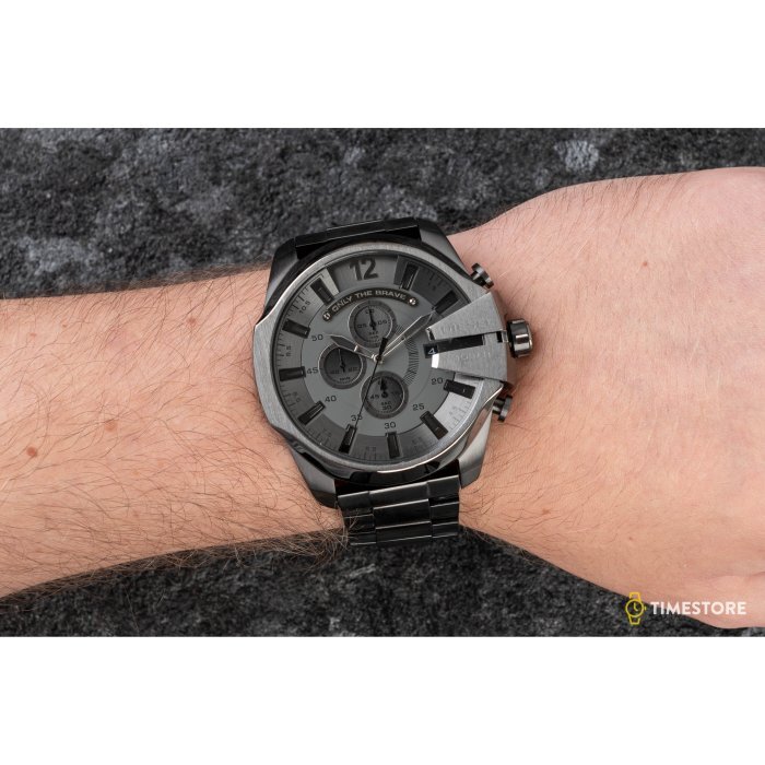 Diesel Mega Chief DZ4282