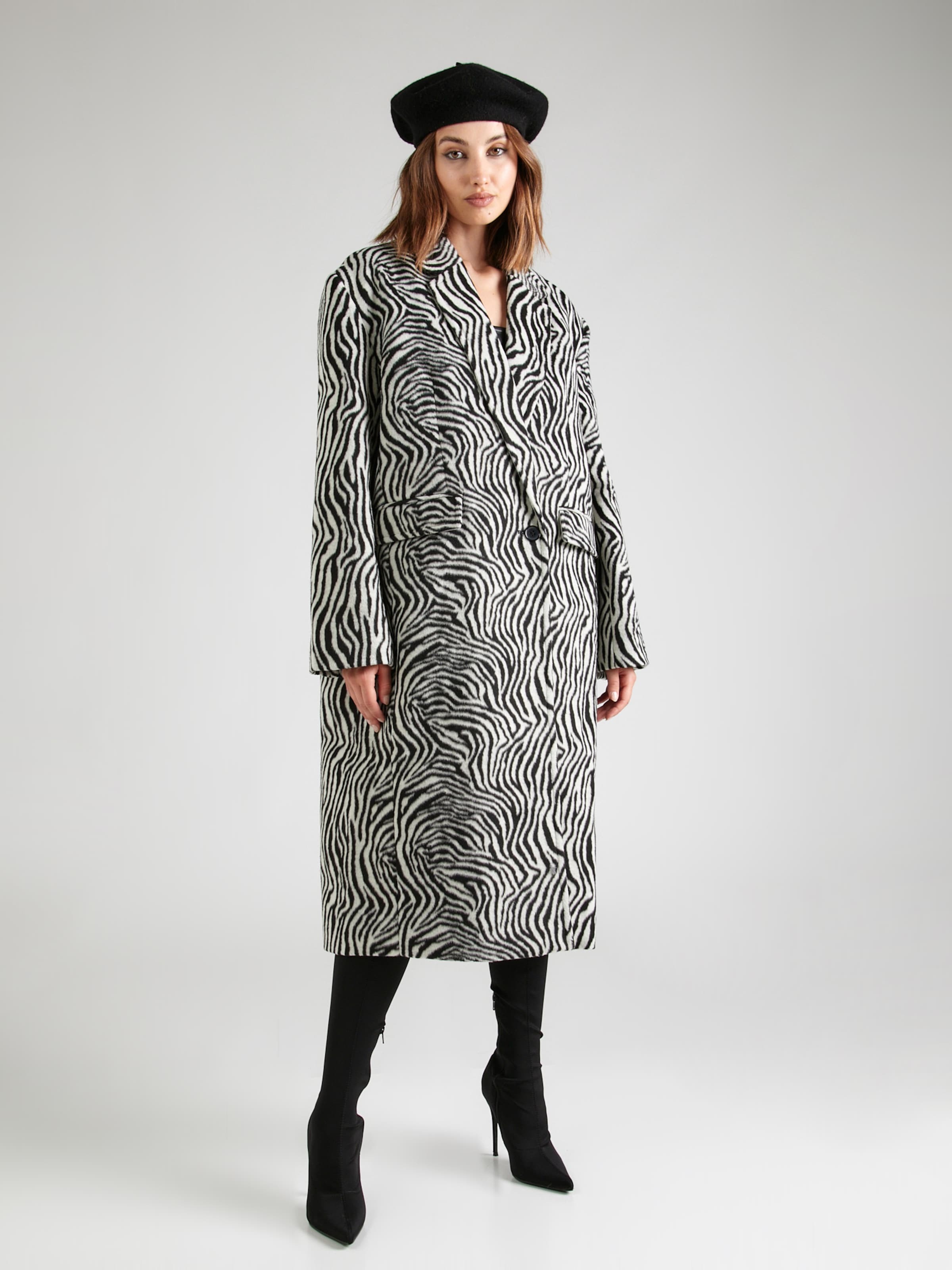 ABOUT YOU x Emili Sindlev Prehoden plašč 'Thora' črna / bela