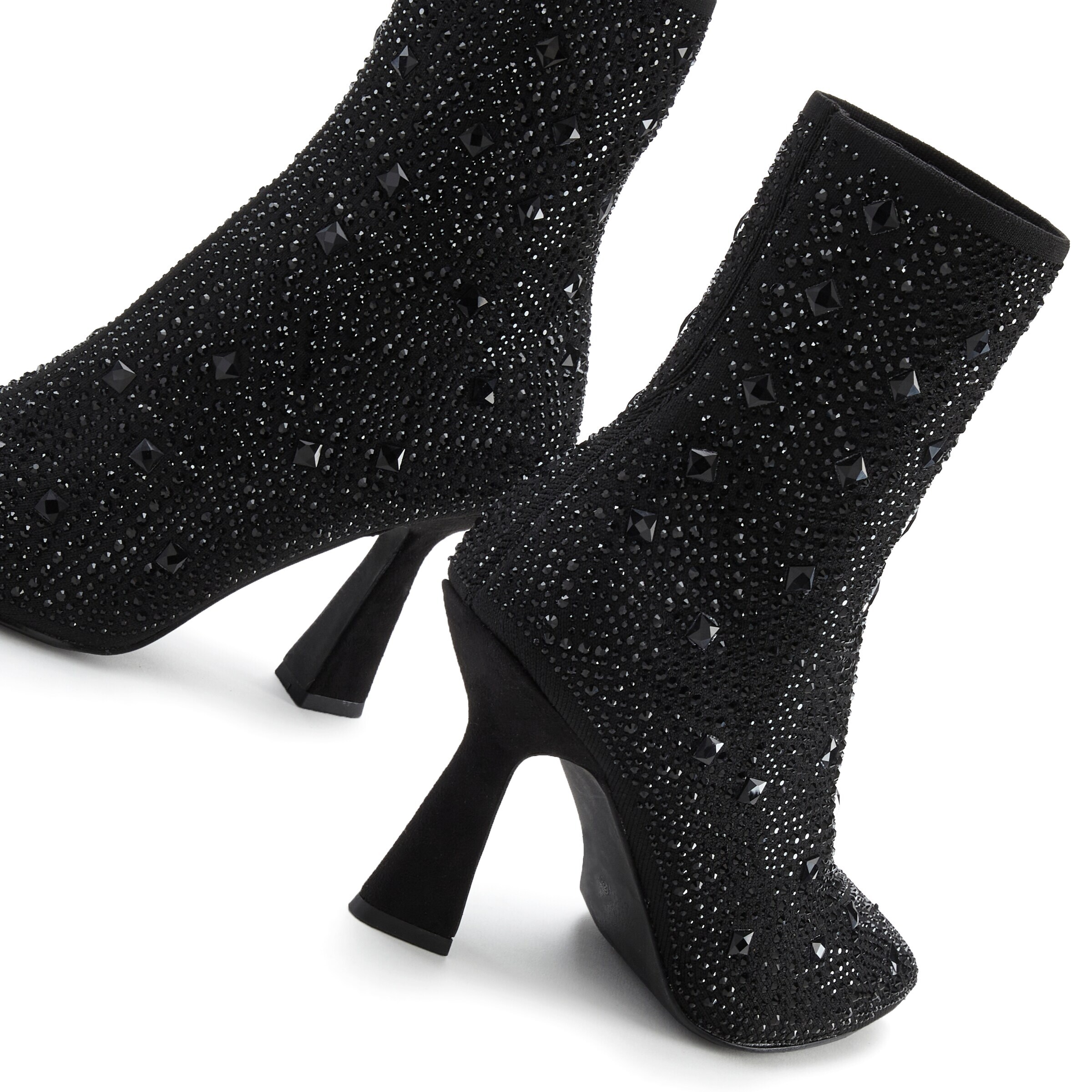 LASCANA Gležnarji črna