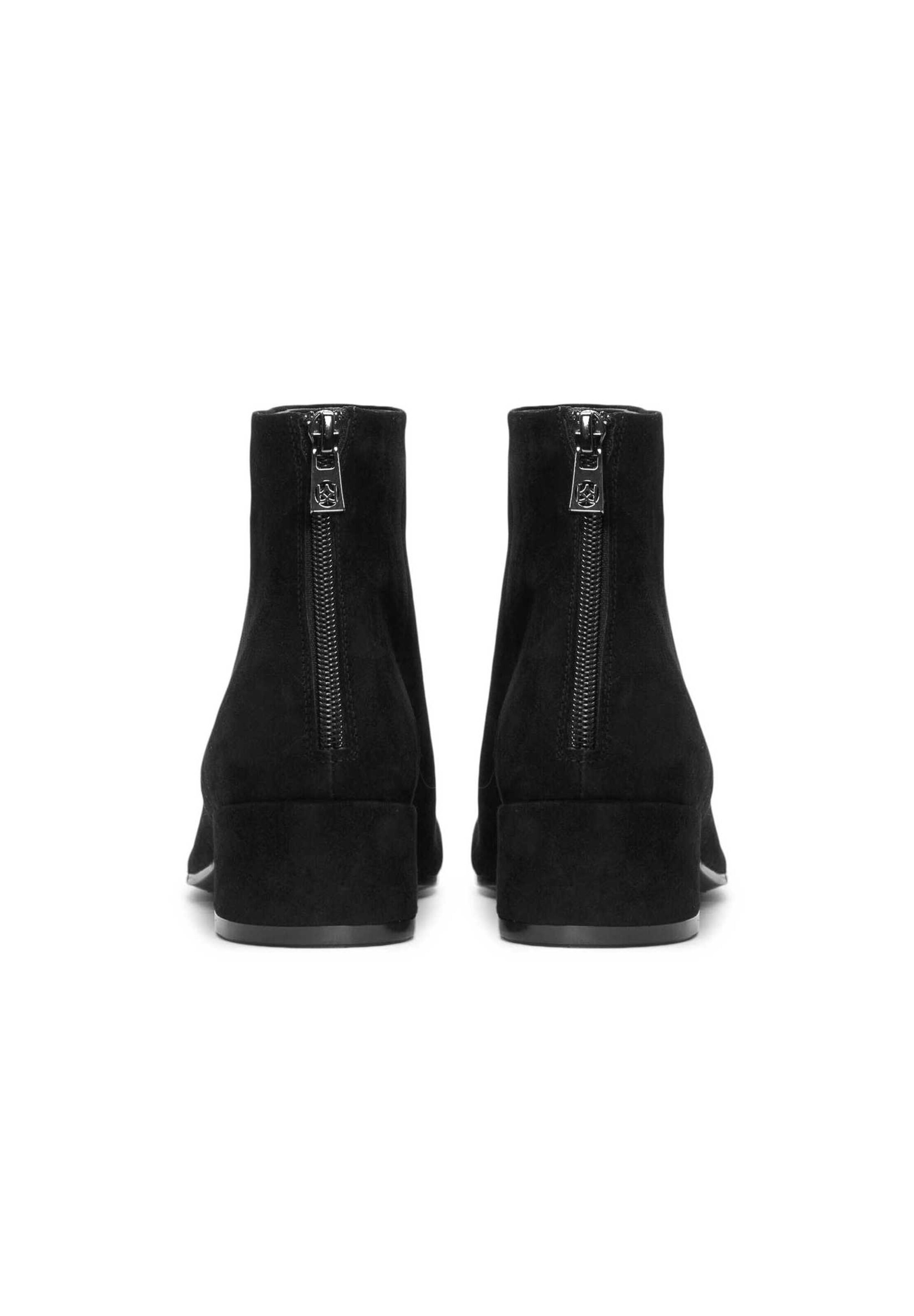 Kazar Gležnarji črna