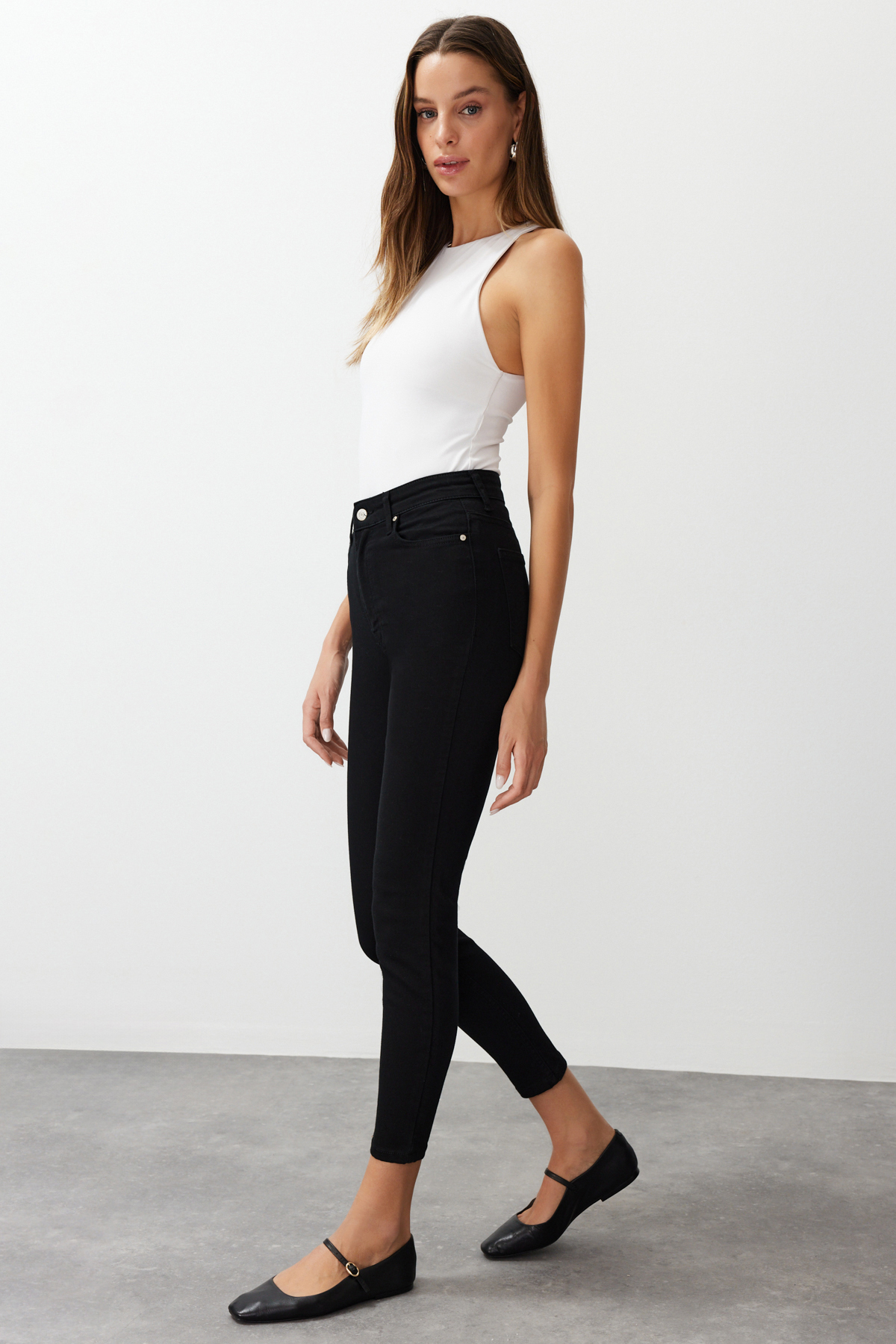 Ženske kavbojke Trendyol Skinny