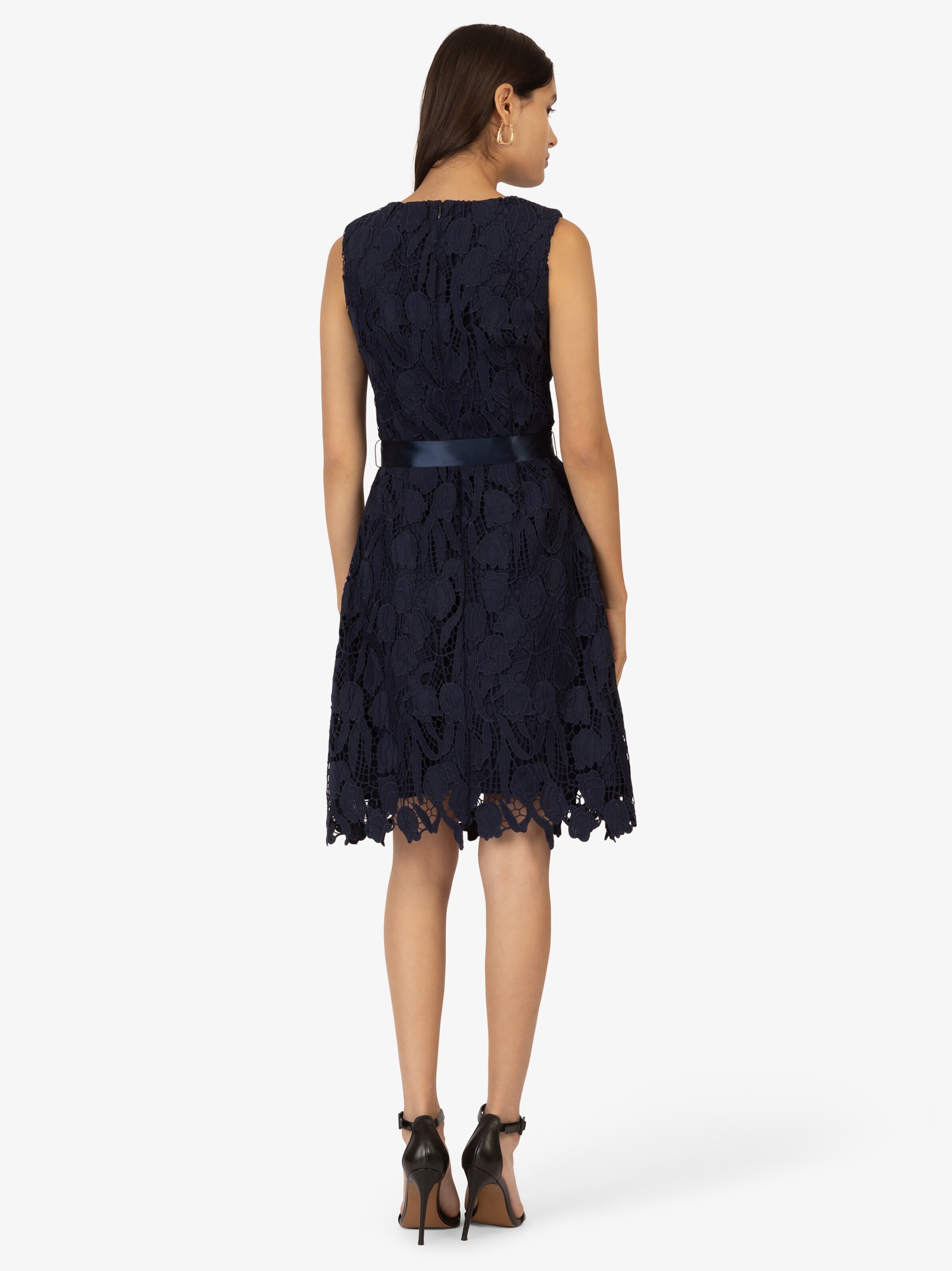 Kraimod Koktejl obleka mornarska