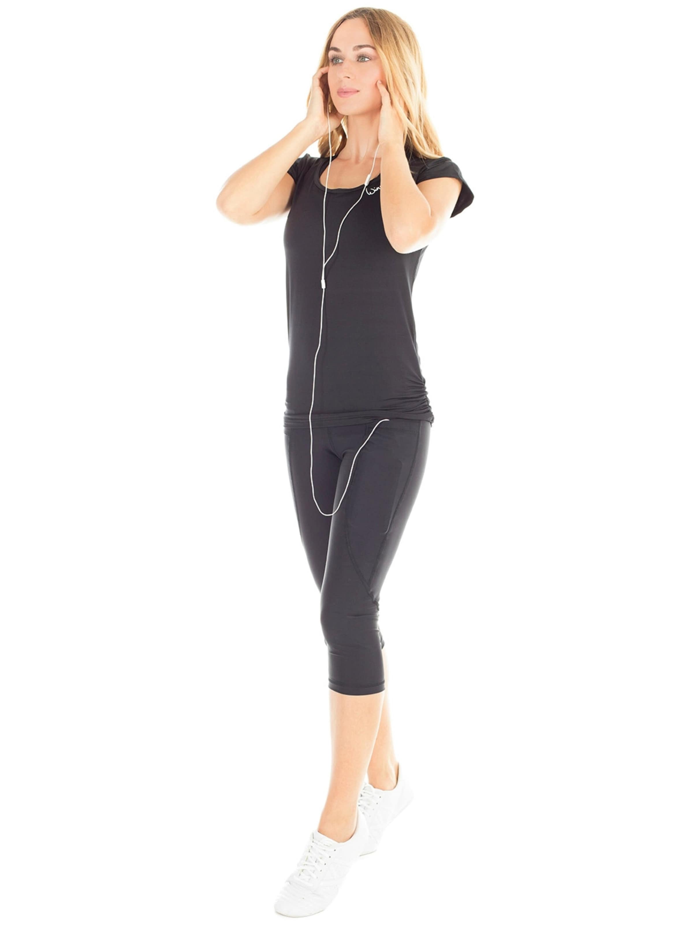 Winshape Funkcionalna majica 'AET106' črna / bela