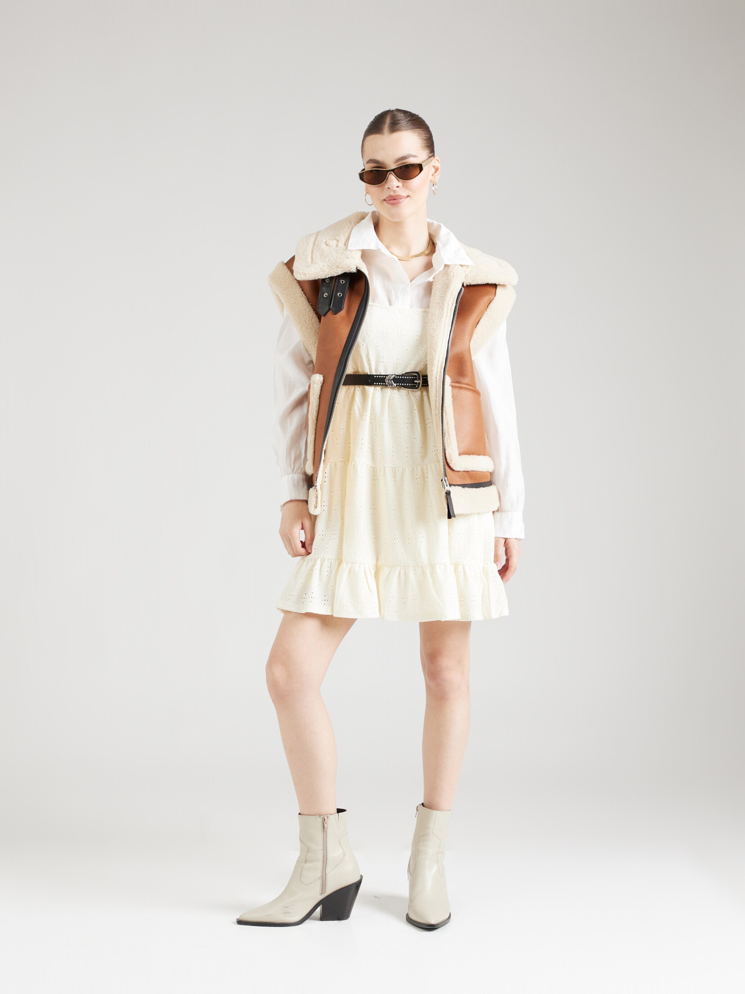 ABOUT YOU Obleka 'Orelia' bela