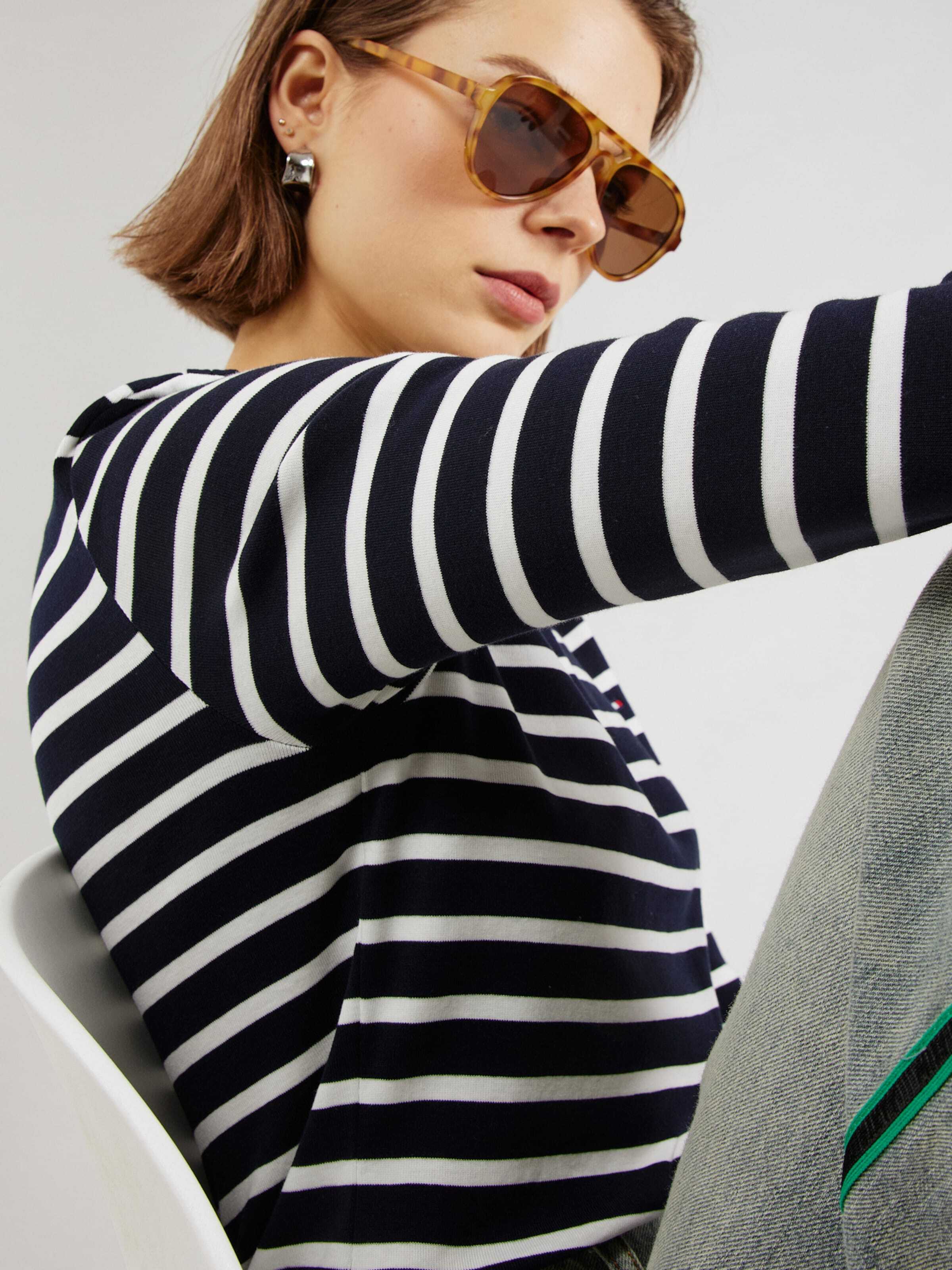 TOMMY HILFIGER Majica 'NEW CODY' marine / rdeča / bela