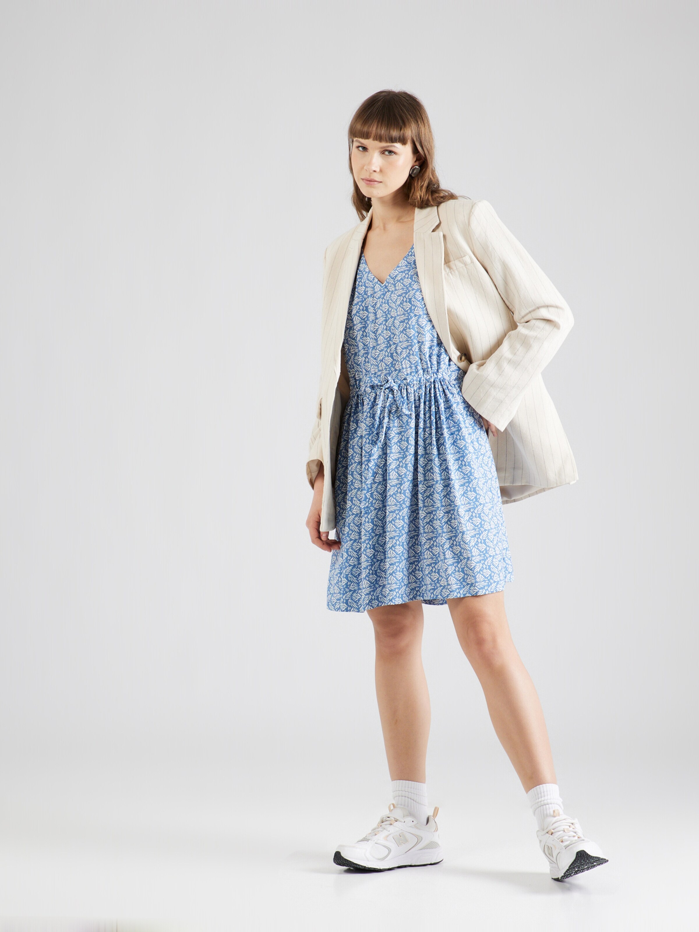 VILA Obleka 'VILISE' golobje modra / bela