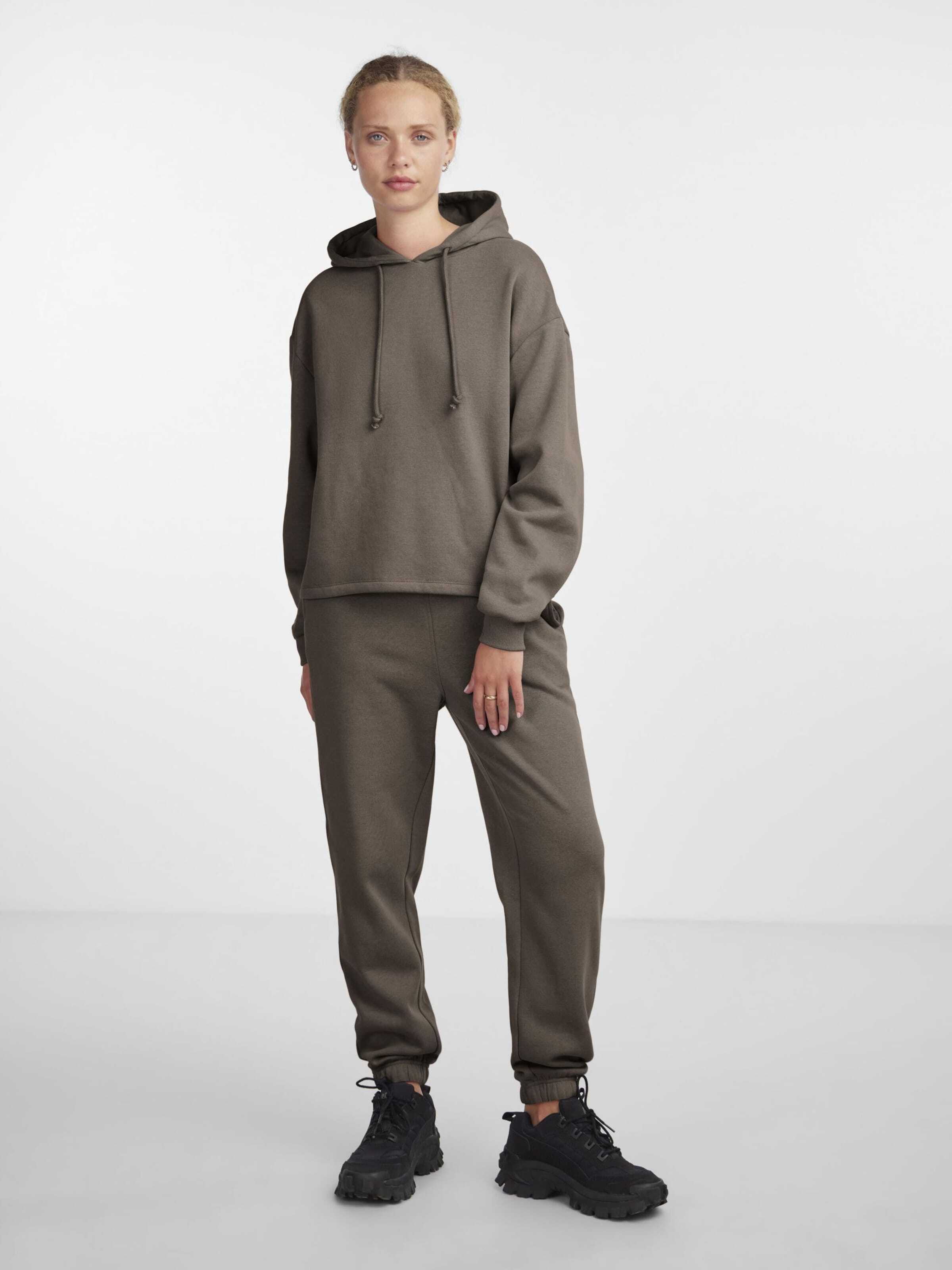 PIECES Hlače 'PCCHILLI' temno rjava