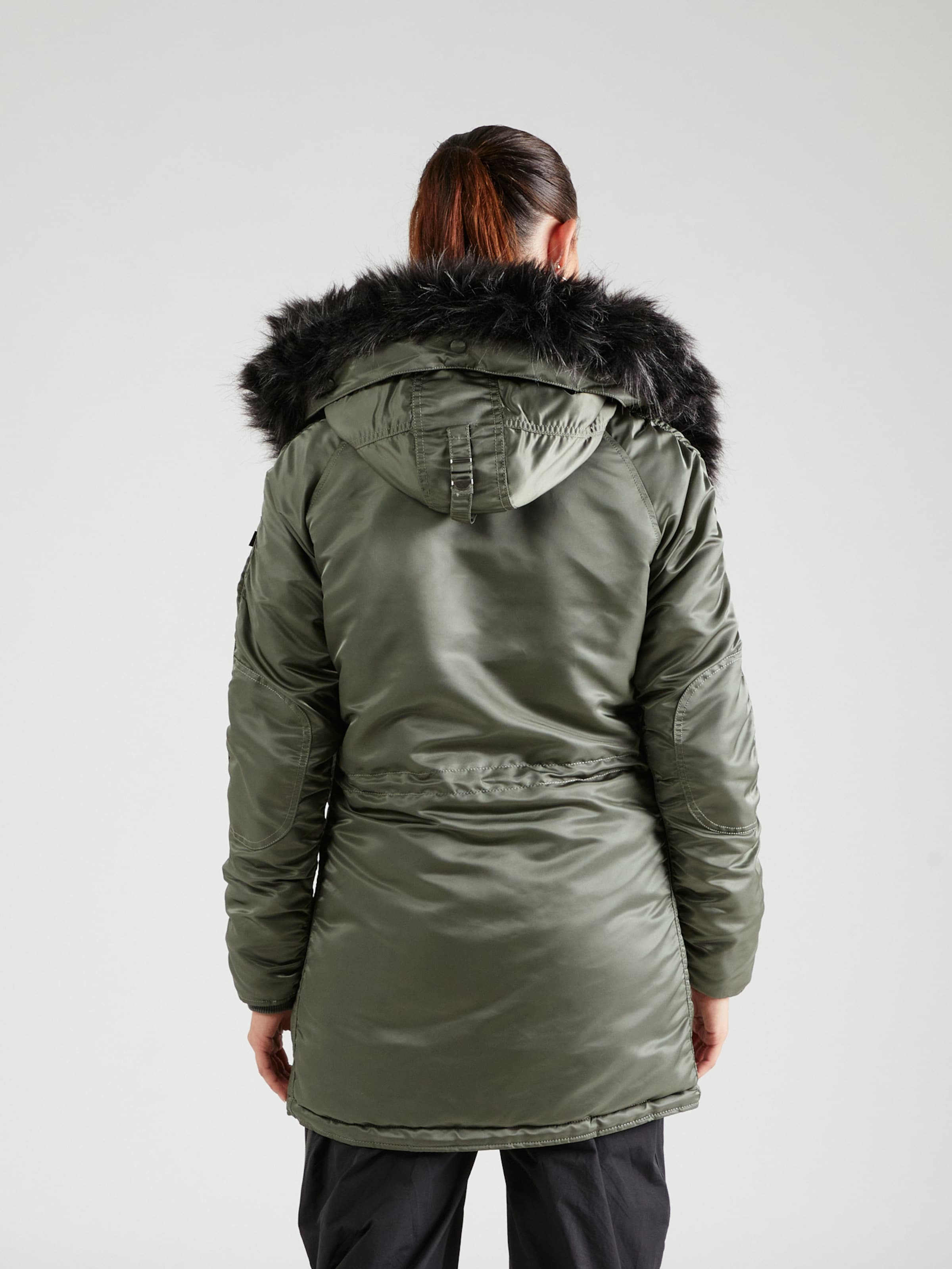 ALPHA INDUSTRIES Zimska jakna kaki