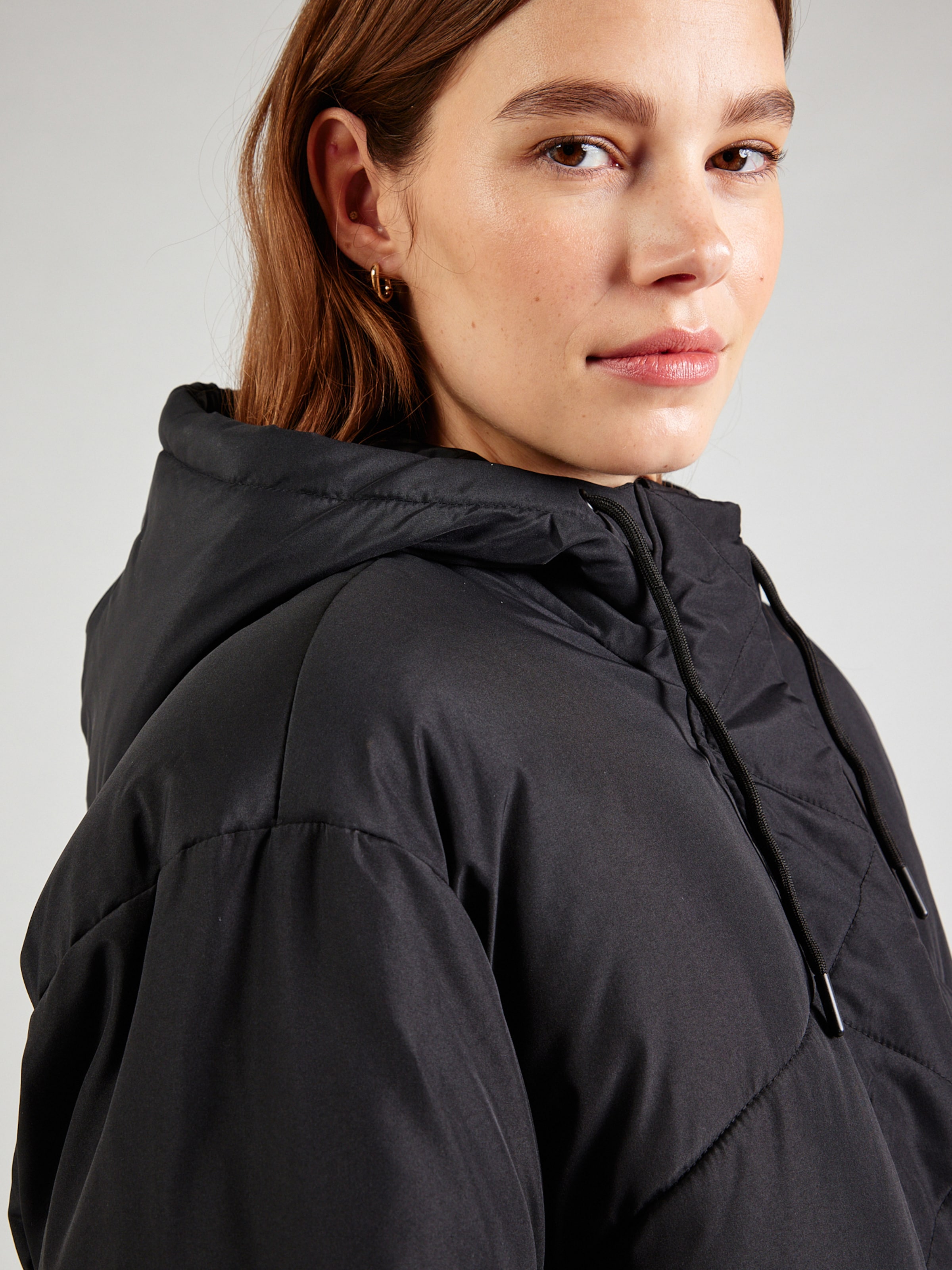 Noisy may Zimski plašč črna