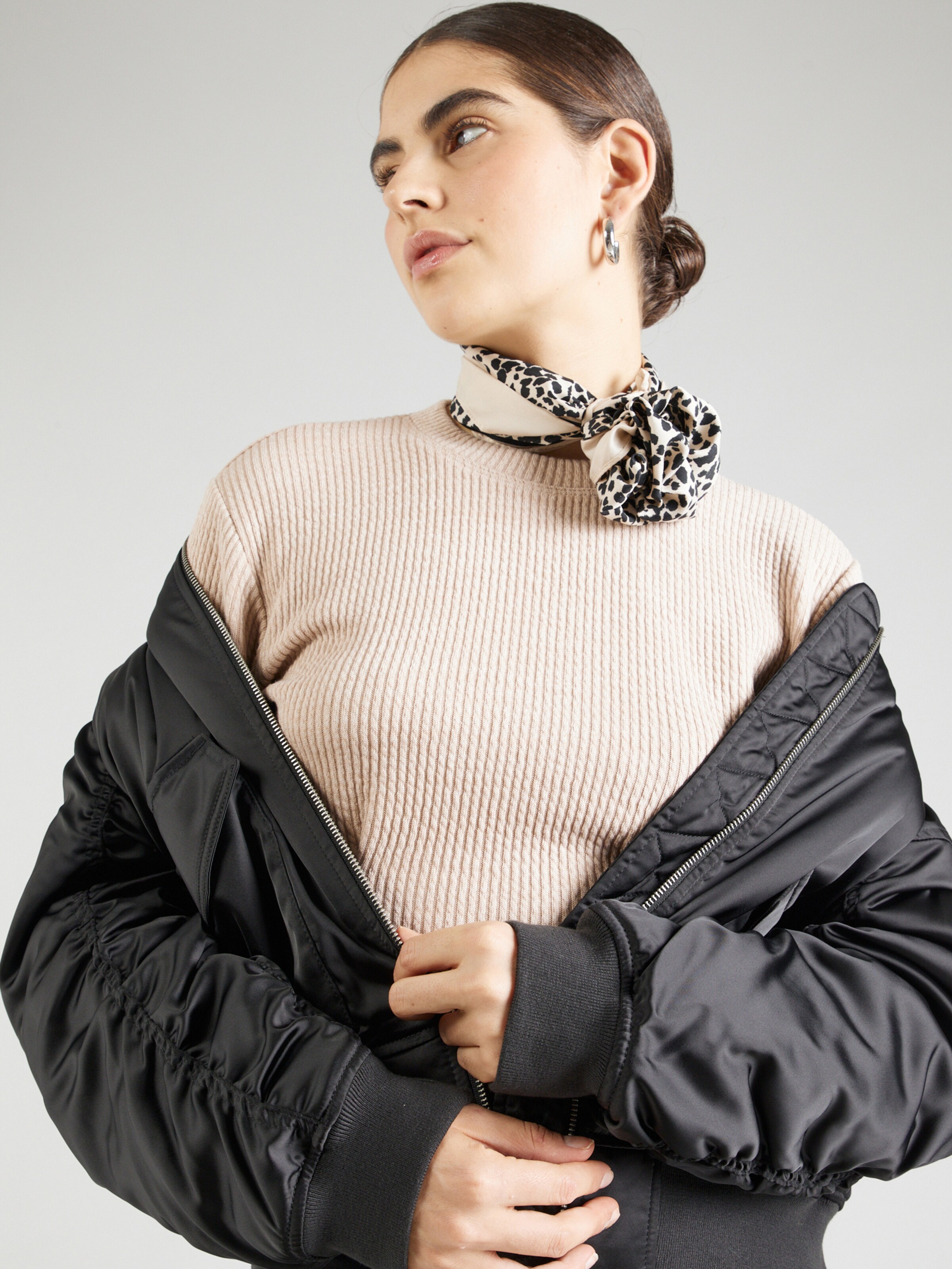 studioselect Majica 'Dana' progasto bež