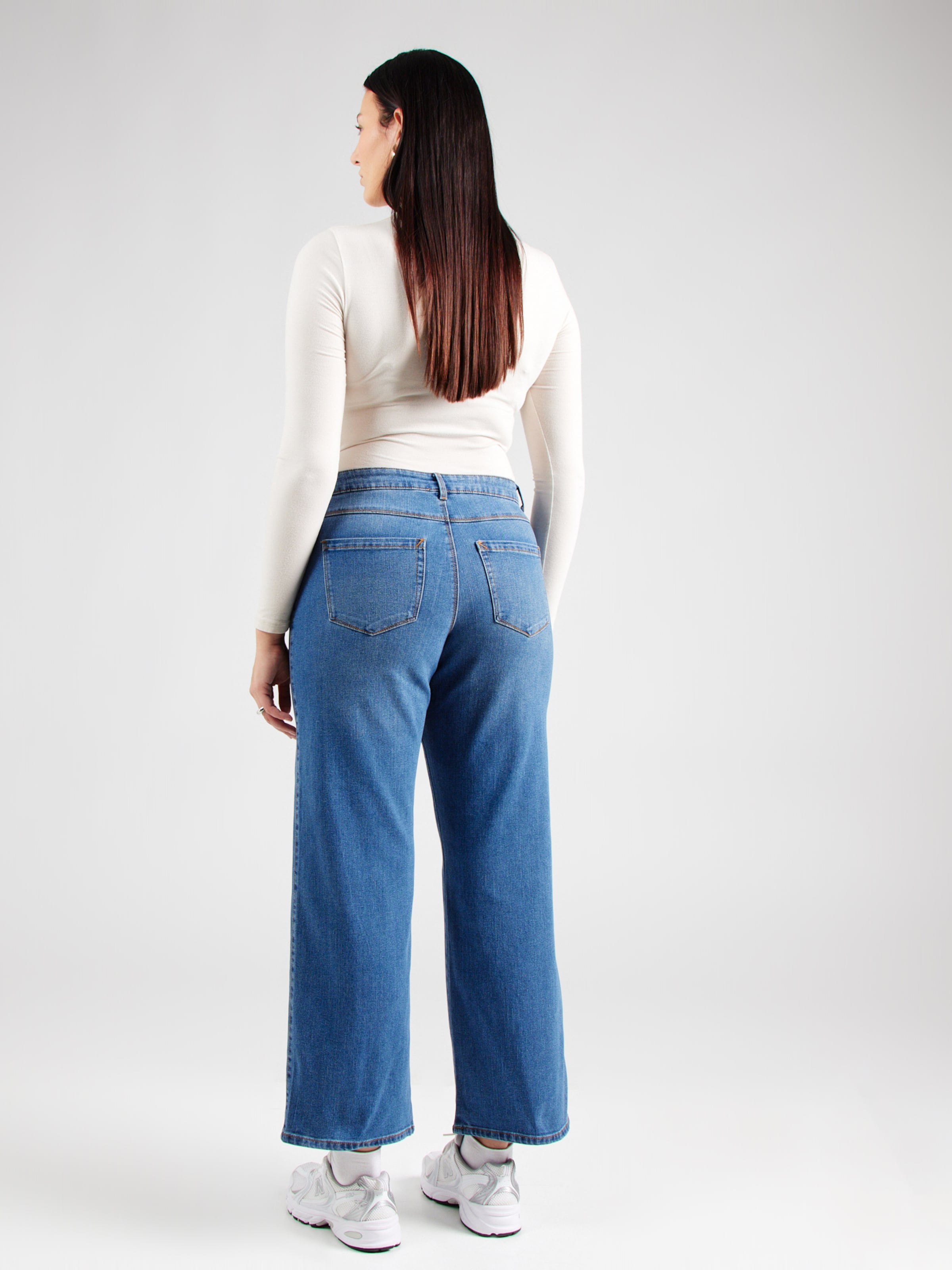 ONLY Carmakoma Kavbojke 'Carsnow' moder denim